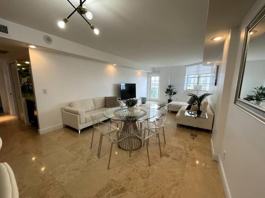 Breathtaking Ocean View! 15Th Floor Apartment Маями Бийч Екстериор снимка