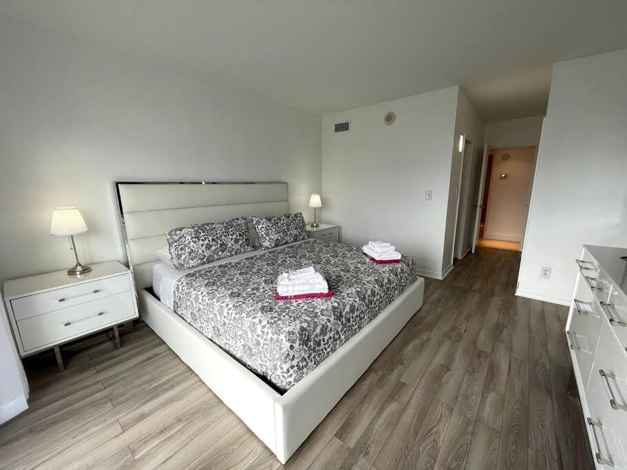 Breathtaking Ocean View! 15Th Floor Apartment Маями Бийч Екстериор снимка